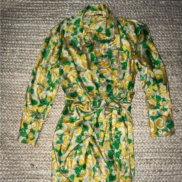 Short floral Zara Dress - Picture 1 of 3